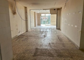 WhatsApp Image 2024-02-29 at 08.55.02 (7).jpeg - Locale Commerciale VIA FILIPPO PALADINI 20, Caltanissetta - foto 6