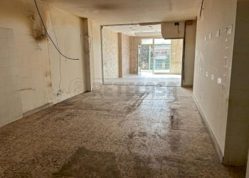 WhatsApp Image 2024-02-29 at 08.55.02 (8).jpeg - Locale Commerciale VIA FILIPPO PALADINI 20, Caltanissetta - foto 7