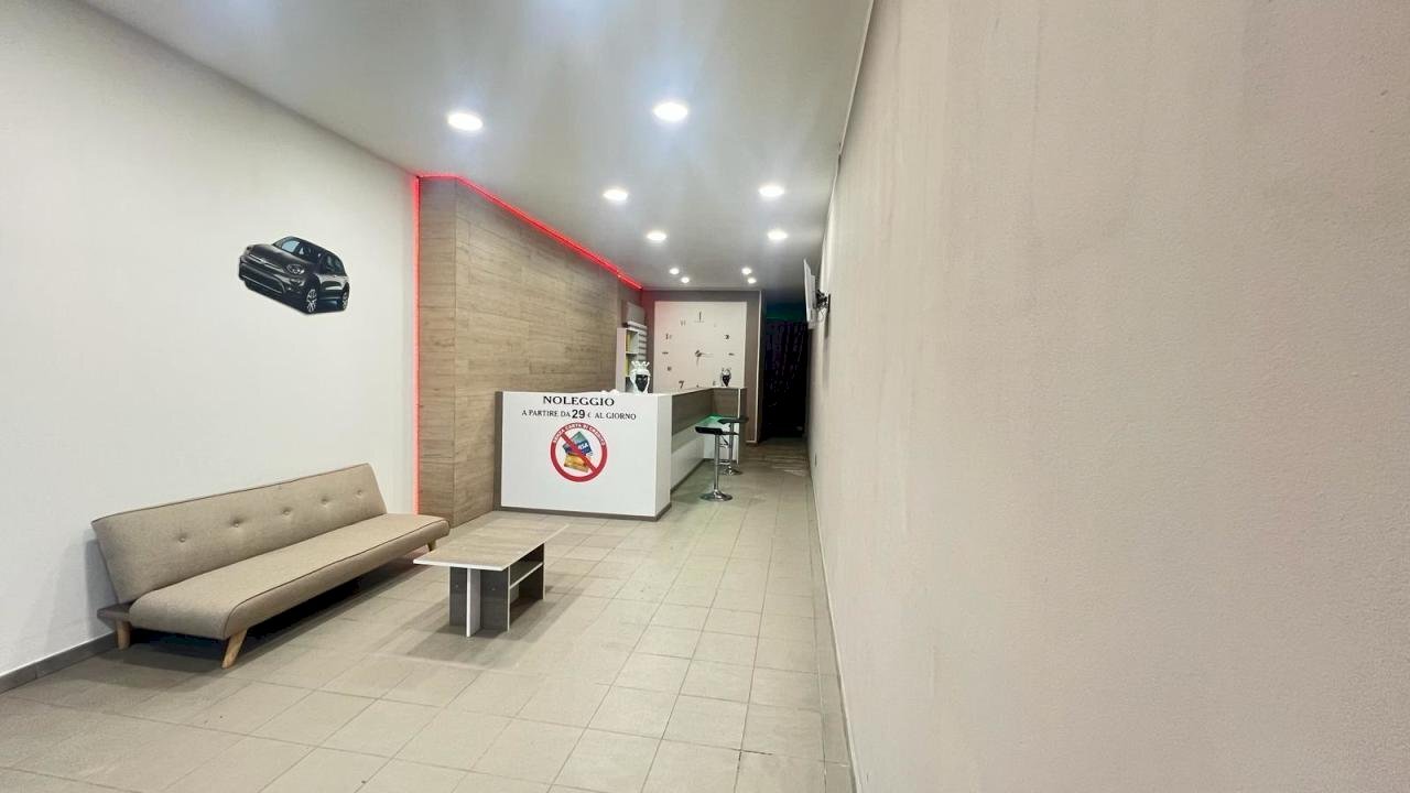 WhatsApp Image 2024-02-29 at 19.14.28.jpeg - Locale Commerciale Tremestieri Etneo - foto 2