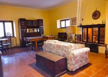 sala da pranzo - Villa Via Parco Nazionale D'Abruzzo 10, Manoppello - foto 4