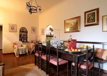 vendesi casa di corte antica con giardinoIMG_9851. - Townhouse Via Pesciatina, Capannori - photo 6