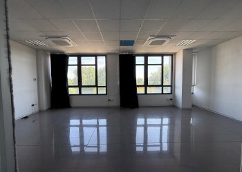 Office via Persicetana Vecchia, 28, Bologna (neighborhood Borgo Panigale) - photo 1