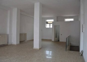 Stanza non arredata - Negozio via Palestro, Gallarate - foto 11