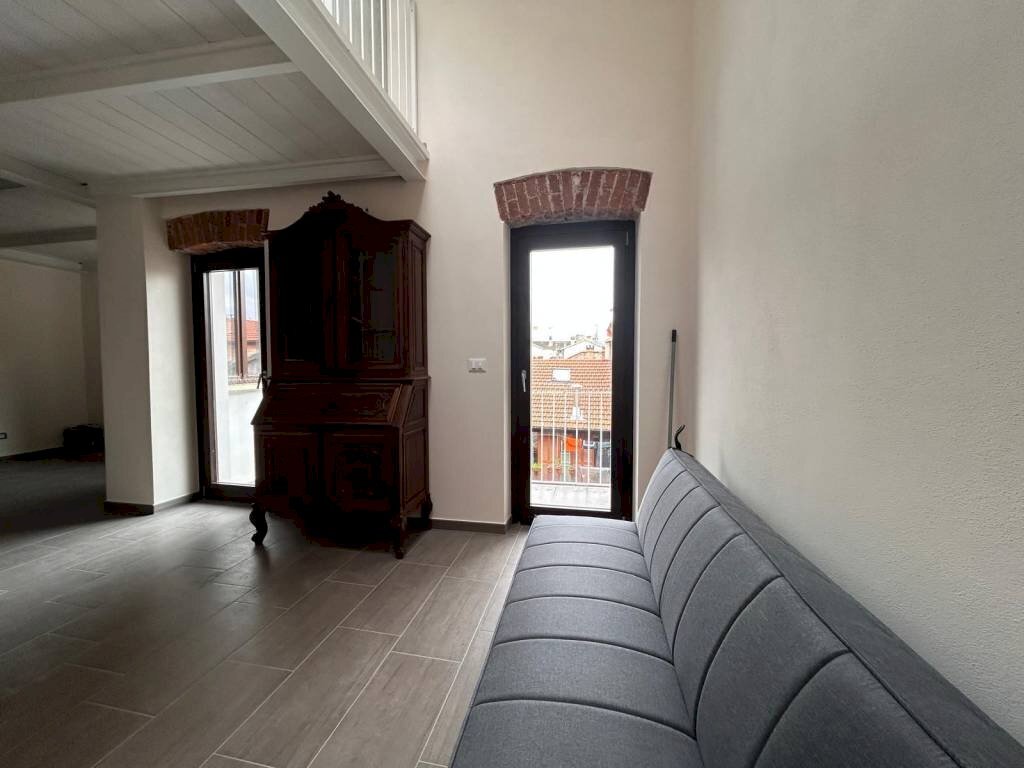 Salone - Two-room apartment via Busca, 7, Cuneo (neighborhood Centro) - photo 3