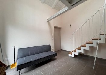 Salone - Bilocale via Busca, 7, Cuneo (zona Centro) - foto 4