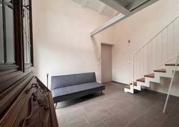 Salone - Bilocale via Busca, 7, Cuneo (zona Centro) - foto 5