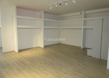 IMG_1478.JPG - Locale Commerciale Sesto Fiorentino - foto 5