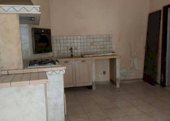 cucina altro lato.jpg - Villa Corso Vittorio Emanuele 135, Palazzolo Acreide - foto 15
