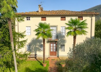 Vendesi soluzione singola da ristrutturare Lucca C - Villa Via del Macennere 8252/A, Lucca - foto 1