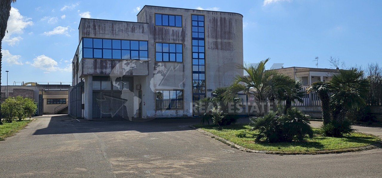 1.jpg - Locale Commerciale Via Gallipoli, Galatone - foto 1