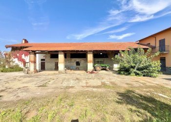 Farmhouse Cuneo, Via Cascina Pozzo, Cuneo - photo 15
