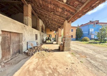 Farmhouse Cuneo, Via Cascina Pozzo, Cuneo - photo 20