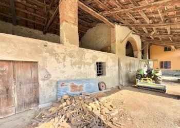 Farmhouse Cuneo, Via Cascina Pozzo, Cuneo - photo 21