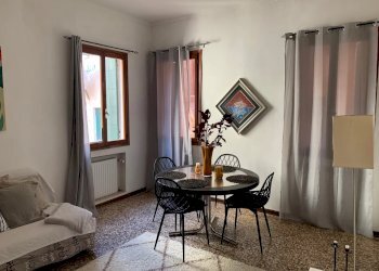 Three-room apartment Venezia - photo 1