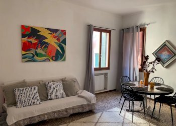 Three-room apartment Venezia - photo 2