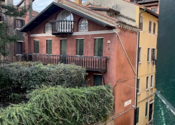 Three-room apartment Venezia - photo 16