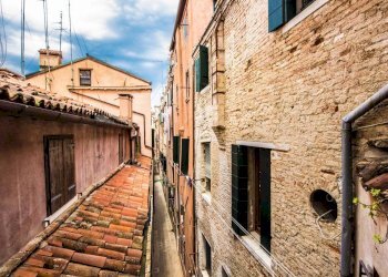 Three-room apartment Venezia - photo 2