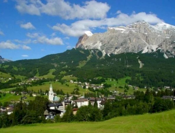 Villa Cortina d'Ampezzo - foto 1