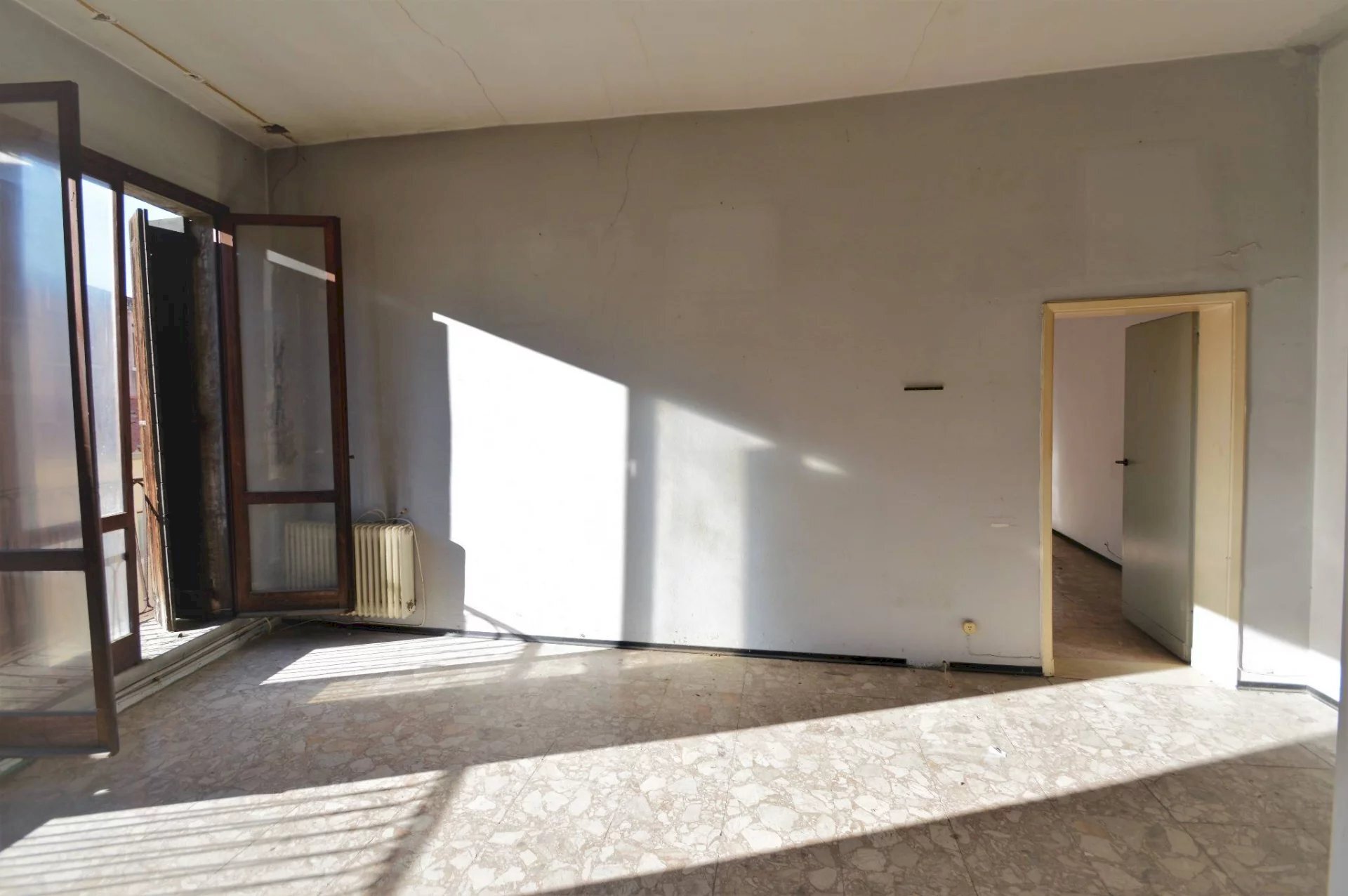 Three-room apartment Venezia - photo 2