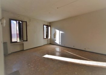 Three-room apartment Venezia - photo 5