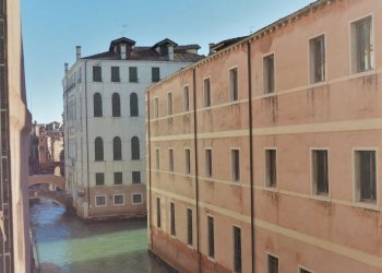 Three-room apartment Venezia - photo 12