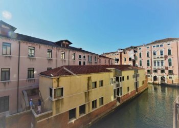 Three-room apartment Venezia - photo 13