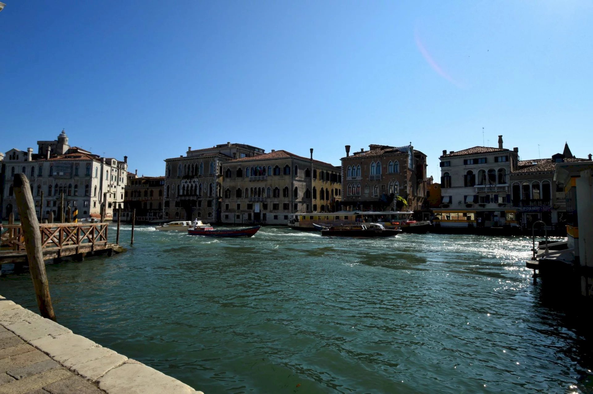 Shop Venezia - photo 1