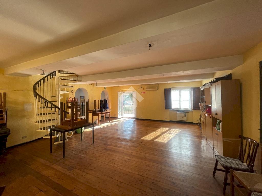 Semi-detached house Via Elia Bernardini, Genova (neighborhood Molassana) - photo 2