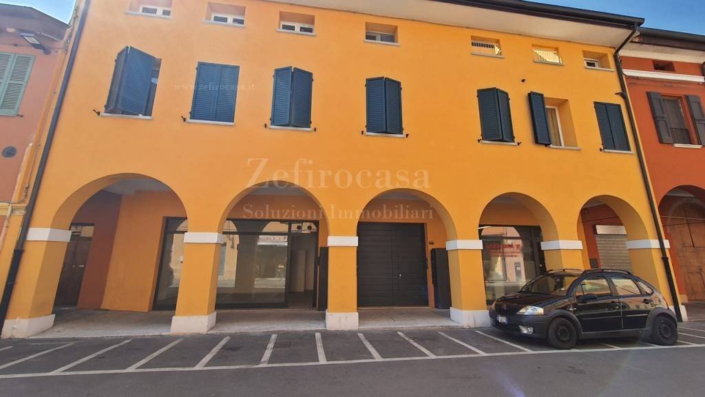 esterno - Negozio Cento - foto 1