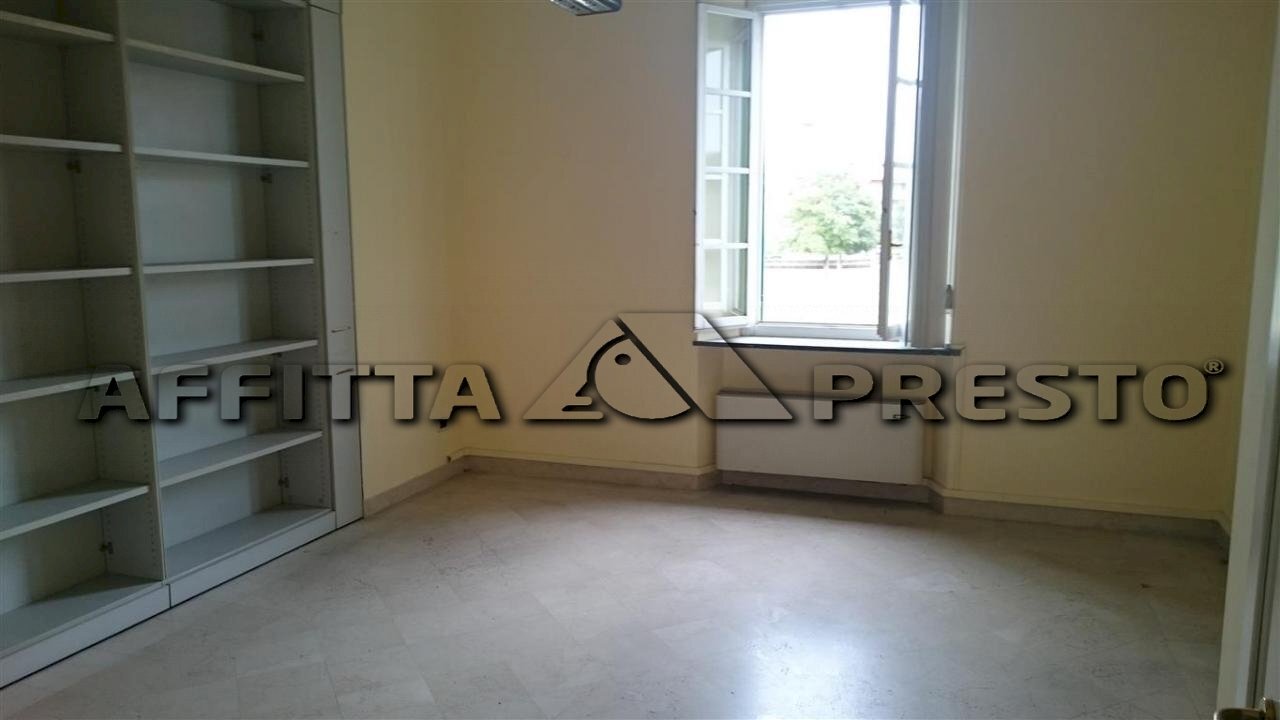 Office Livorno - photo 1