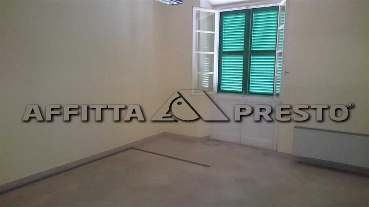 Office Livorno - photo 2