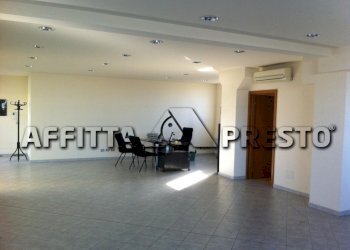 Ufficio via aiaccia, Collesalvetti - foto 1