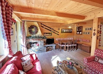 AFFITTO COURMAYEUR - SOGGIORNO E ZONA PRANZO - Three-room apartment Route Mont Blanc 44, Courmayeur - photo 2
