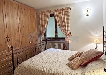 AFFITTO COURMAYEUR - CAMERA MATRIMONIALE - Three-room apartment Route Mont Blanc 44, Courmayeur - photo 5