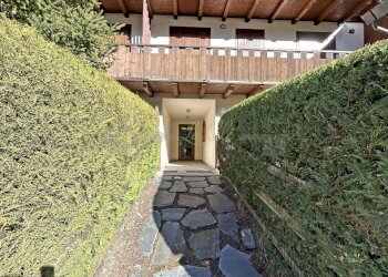 AFFITTO COURMAYEUR - INGRESSO ESTERNO - Three-room apartment Route Mont Blanc 44, Courmayeur - photo 16