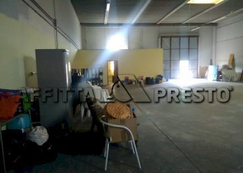 Commercial Activity Collesalvetti - photo 4