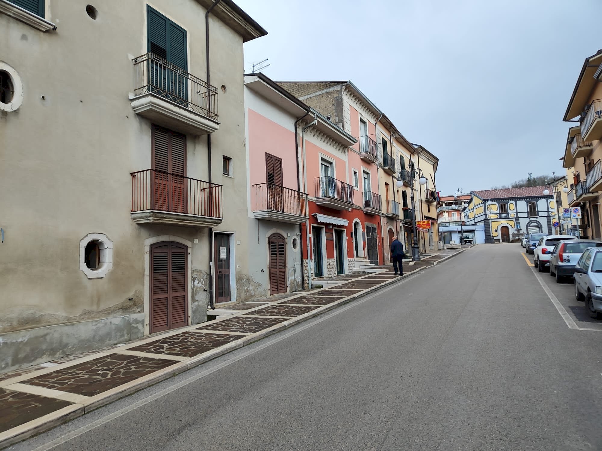 Trilocale via giuseppe garibaldi, Pratola Serra - foto 2