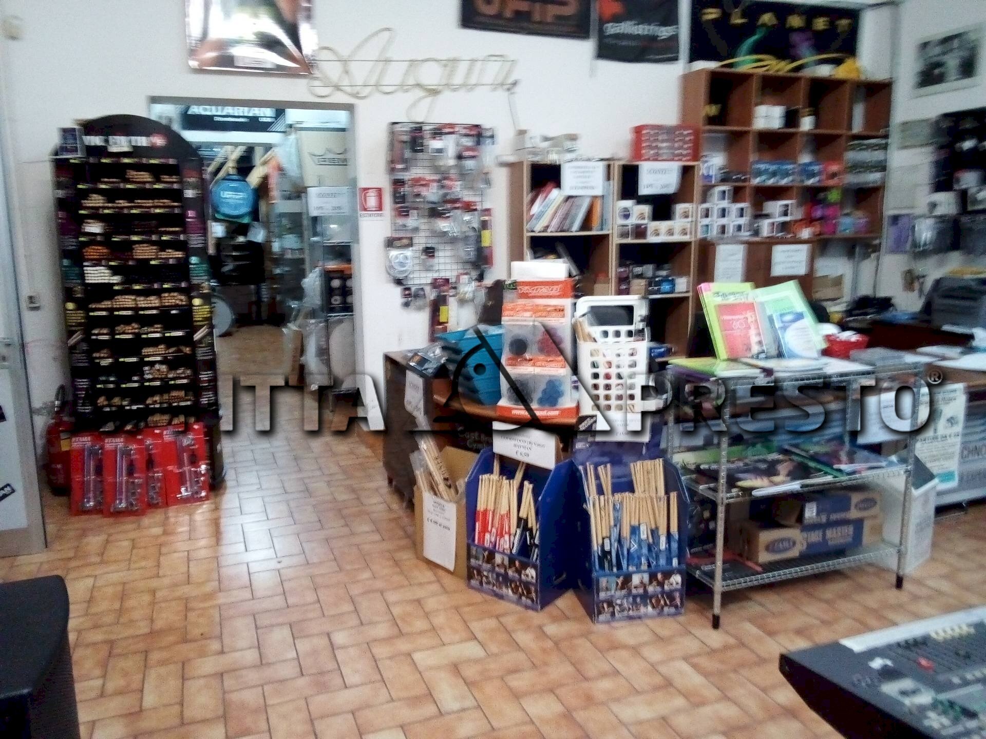 Commercial Activity Collesalvetti - photo 3