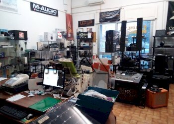 Commercial Activity Collesalvetti - photo 7