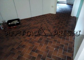 Attività Commerciale Via Marconi, Fauglia - foto 5