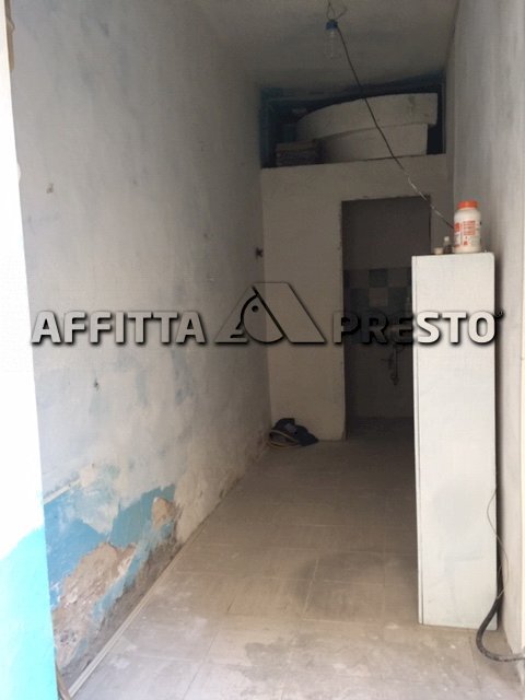 Commercial Activity Via Pio Alberto Del Corona, Livorno - photo 2