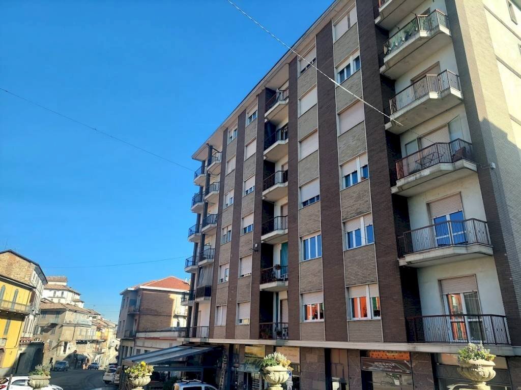 Trilocale Moncalvo - foto 2