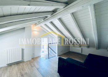 mansarda - Three-room apartment via Camillo Benso di Cavour, 38, Varese - photo 9