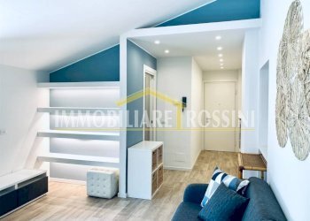 Salone - Three-room apartment via Camillo Benso di Cavour, 38, Varese - photo 16
