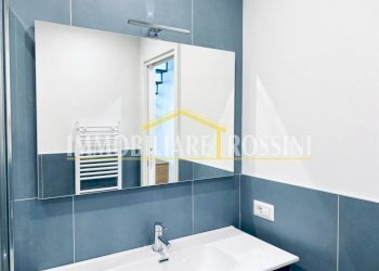 Bagno - Three-room apartment via Camillo Benso di Cavour, 38, Varese - photo 28
