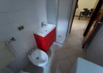 bagno - Two-room apartment via Ermenegildo Castiglioni, 5, Induno Olona - photo 9