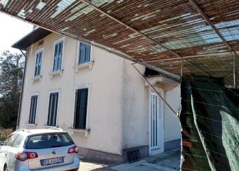 Facciata - Villa via Lunga, 1, Gemonio - foto 16