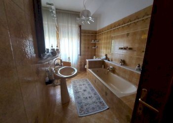 li30.jpg - Villa Licciana Nardi - foto 29