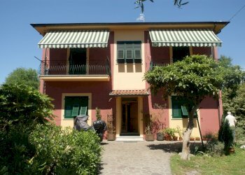 DSC03497.jpg - Casa indipendente Sarzana - foto 1