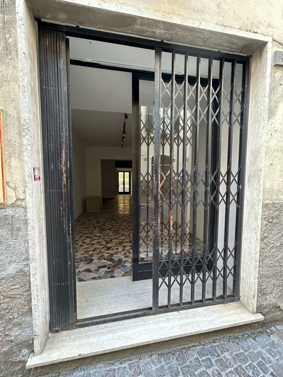 WhatsApp Image 2024-03-04 at 15.14.25.jpeg - Locale Commerciale Sarzana - foto 2